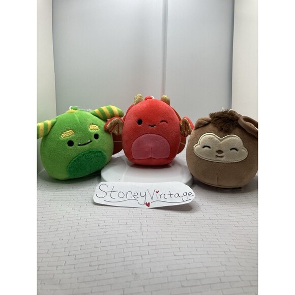 Squishmallows 3.5" Karlie Red Bat, Wade the Werewolf, Monster Callum Plush Clip - Picture 11 of 16